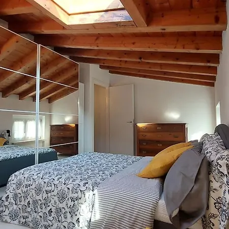 Sui Tetti Di Valeggio - Holiday Apartment Valeggio sul Mincio Extérieur photo